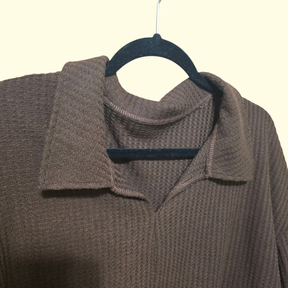 Brown Collared Women's Sweater Croped - Picture 2 of 5